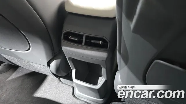 Kia EV3 — Фото автомобиля 30