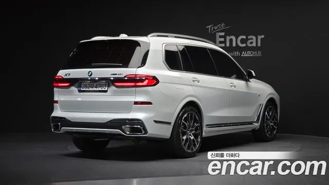 BMW X7 — Фото автомобиля 2
