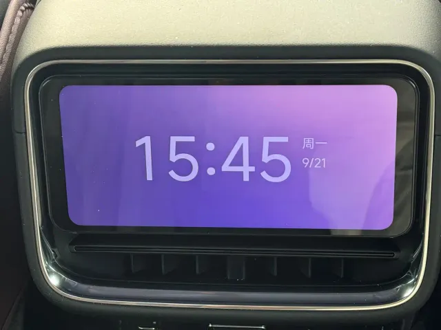 Xiaomi SU7 — Фото автомобиля 16