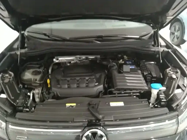 Volkswagen Tiguan L — Фото автомобиля 19