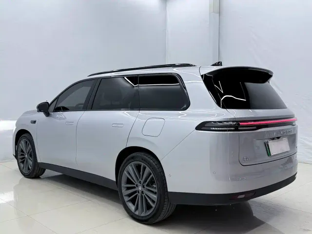 Leapmotor C16 — Фото автомобиля 15