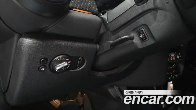 MINI Cooper Electric — Фото автомобиля 26