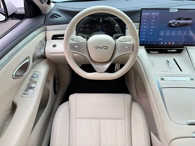 BYD Seal 08 — Фото автомобиля 13