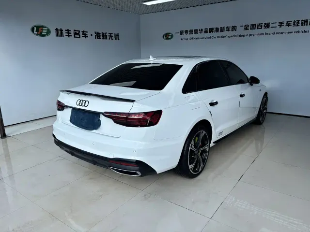Audi A4L — Фото автомобиля 5