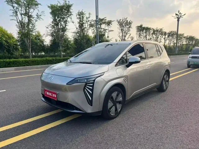 GAC Aion Y — Фото автомобиля 2