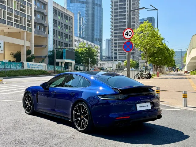 Porsche Panamera — Фото автомобиля 7