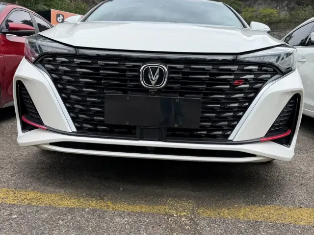 Changan Eado — Фото автомобиля 2