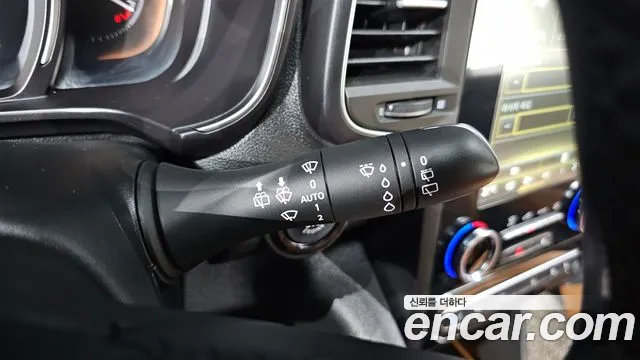 Renault-KoreaSamsung QM6 Новый QM6 2.0 LPe RE Signature 2WD — Фото автомобиля 27