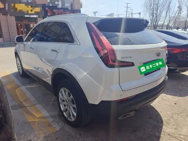 Cadillac XT4 — Фото автомобиля 4