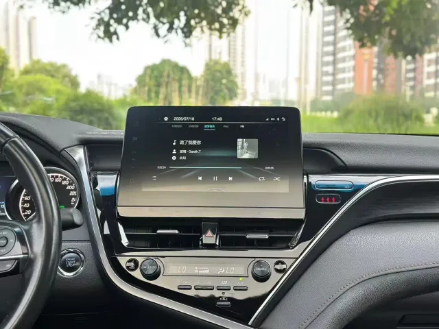 Toyota Camry — Фото автомобиля 12