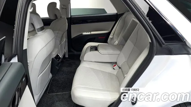 Hyundai Grandeur GN7 — Фото автомобиля 17