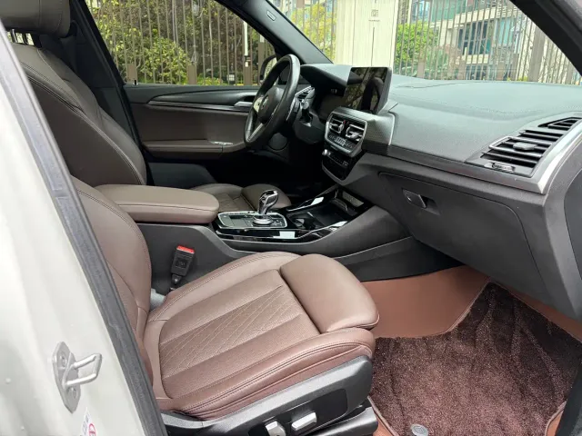BMW X3 — Фото автомобиля 15