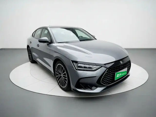 BYD Han — Фото автомобиля 3