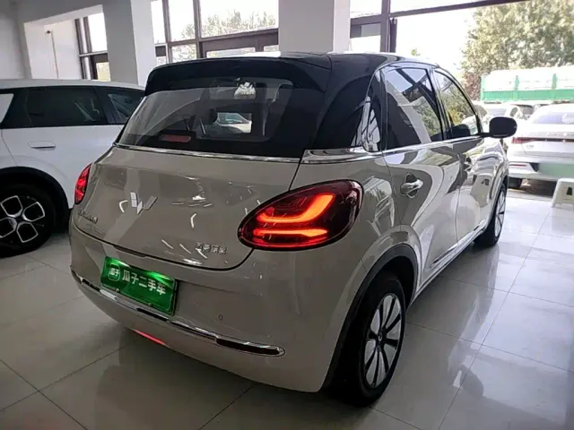 Wuling Bingo — Фото автомобиля 6