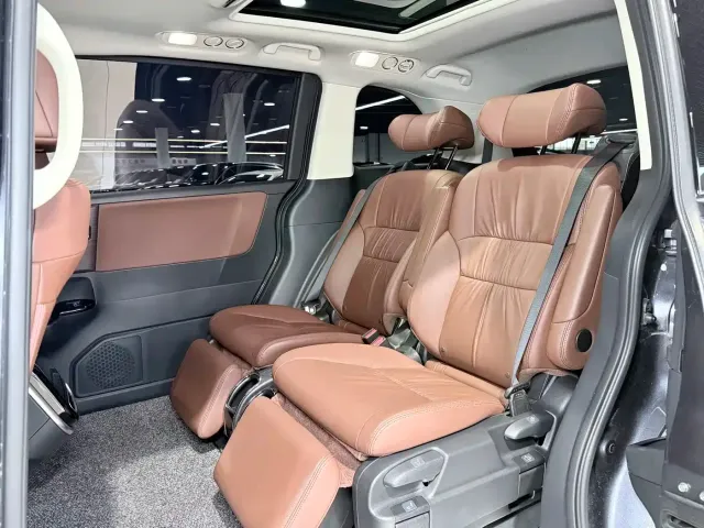 Honda Odyssey — Фото автомобиля 11