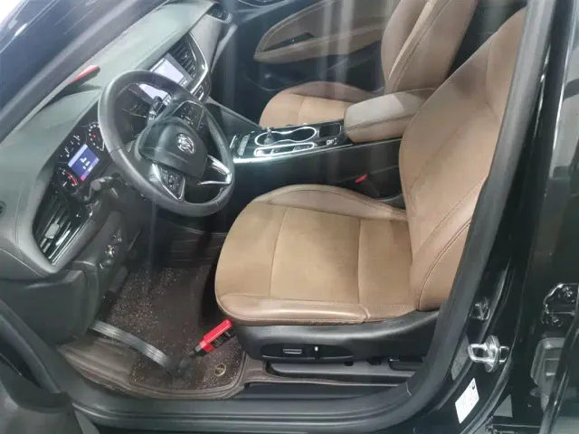 Buick Regal — Фото автомобиля 14