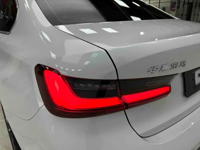 BMW 3 Series — Фото автомобиля 25