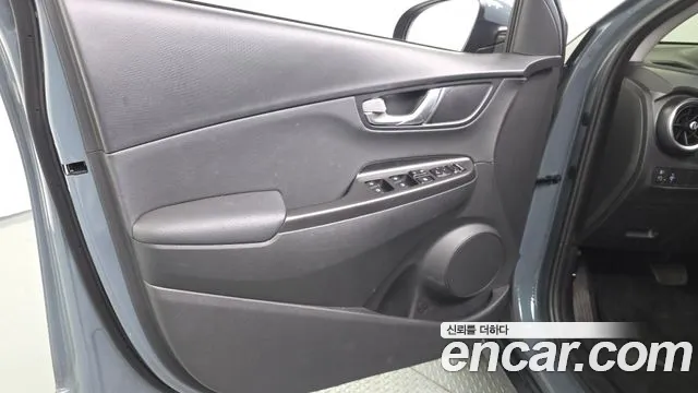 Hyundai Kona Новый Kona Бензин 2.0 2WD — Фото автомобиля 22
