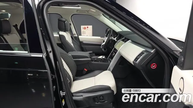 Land Rover Discovery — Фото автомобиля 11