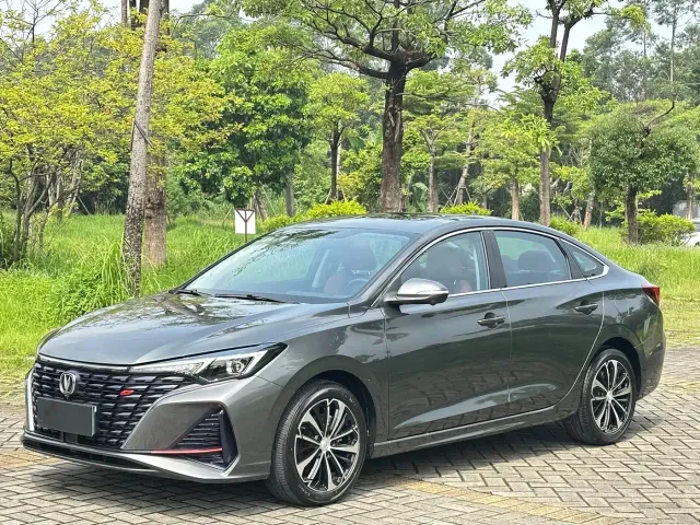 Фотография автомобиля — Changan Eado