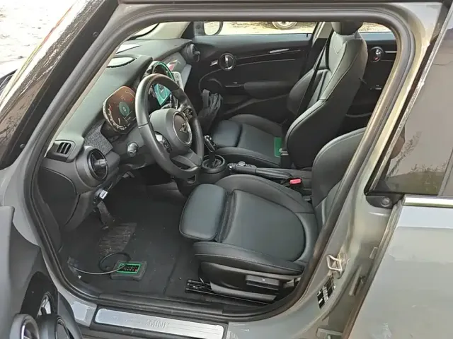MINI Hatch — Фото автомобиля 15