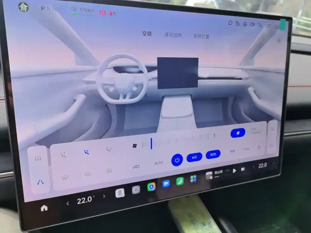 Xiaomi SU7 — Фото автомобиля 14