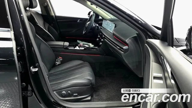 Genesis G80 Бензин 2.5 турбо AWD — Фото автомобиля 11