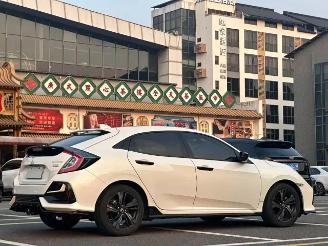 Honda Civic — Фото автомобиля 14