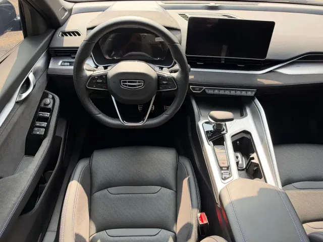 Geely Xingrui — Фото автомобиля 6