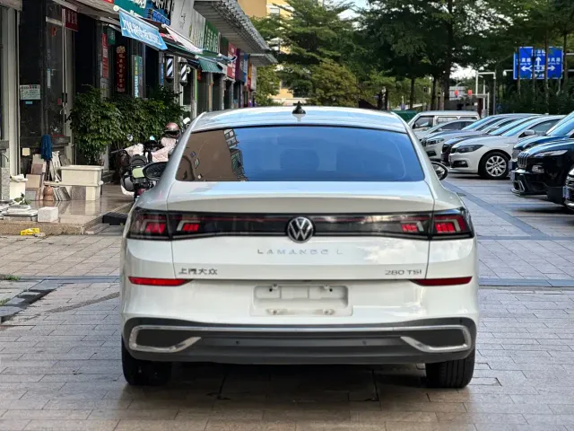 Volkswagen Lamando — Фото автомобиля 4