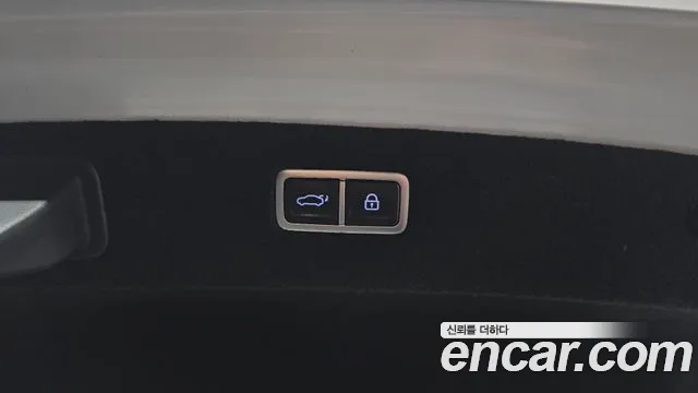 Genesis G90 Бензин 3.5 турбо AWD — Фото автомобиля 20
