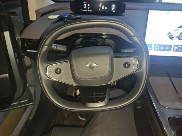 GAC Hyptec HT — Фото автомобиля 11