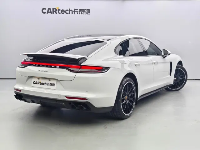 Porsche Panamera — Фото автомобиля 5