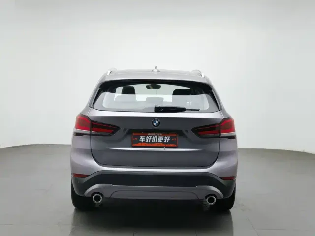 BMW X1 — Фото автомобиля 4