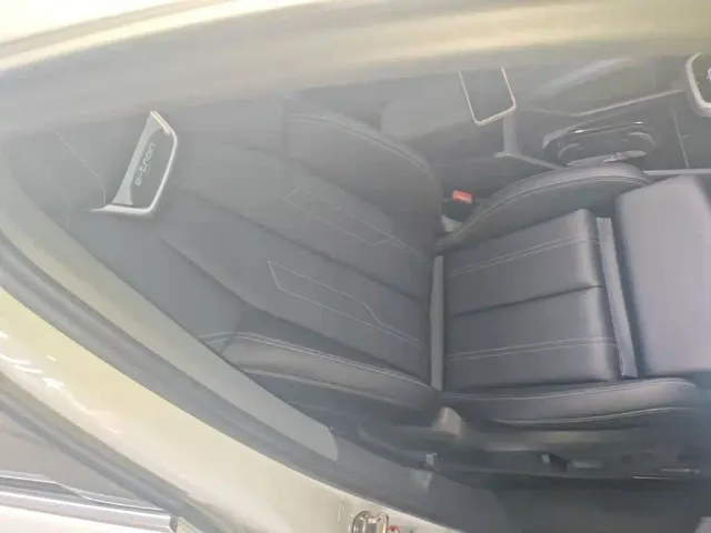 Audi Q4 e-tron — Фото автомобиля 24