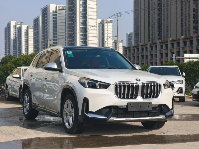BMW X1 — Фото автомобиля 3