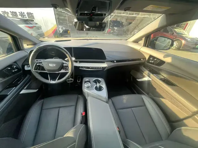 Cadillac Optiq — Фото автомобиля 8