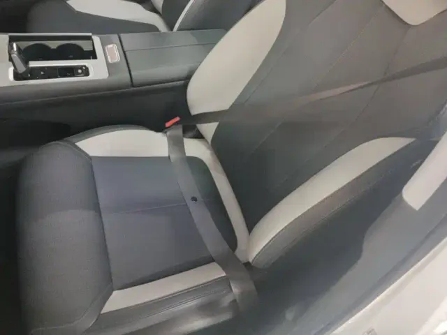 Geely Boyue L — Фото автомобиля 9