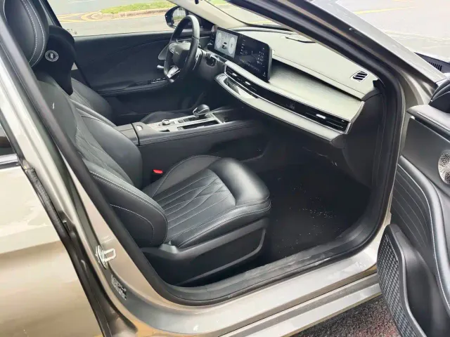 Chery Arrizo 8 — Фото автомобиля 11