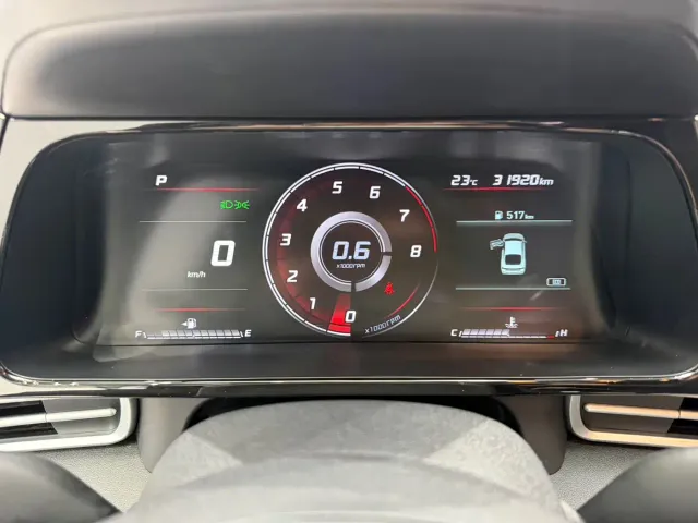 Hyundai Elantra — Фото автомобиля 10