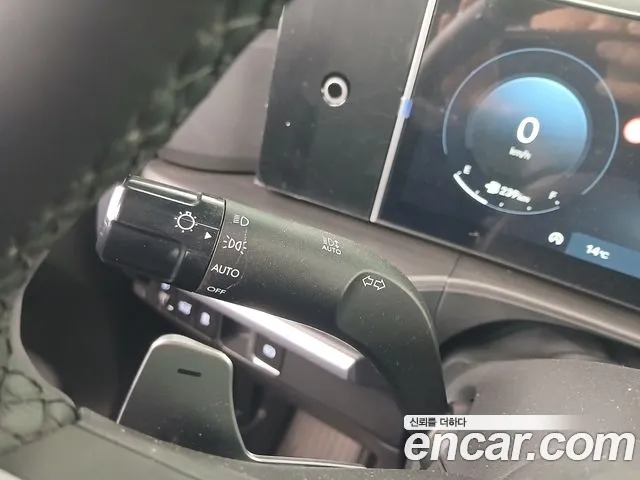 Hyundai Santa Fe MX5 — Фото автомобиля 28