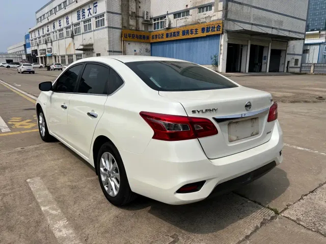 Nissan Sylphy — Фото автомобиля 12