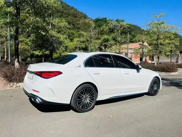 Mercedes-Benz C-Class — Фото автомобиля 5