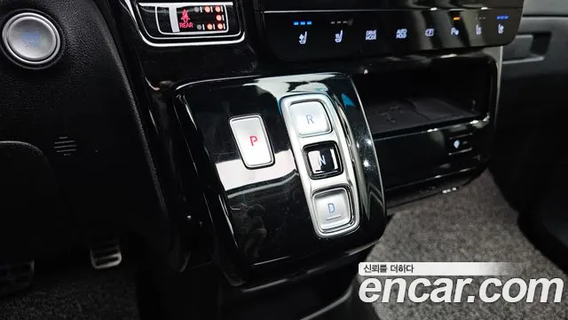 Hyundai Staria — Фото автомобиля 12