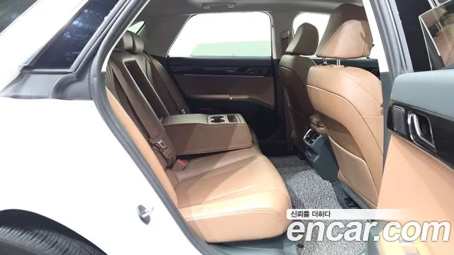Hyundai Grandeur GN7 — Фото автомобиля 18