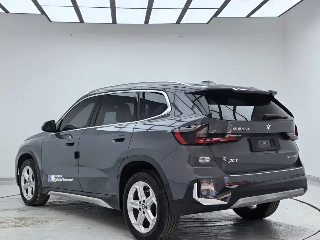 BMW X1 — Фото автомобиля 6