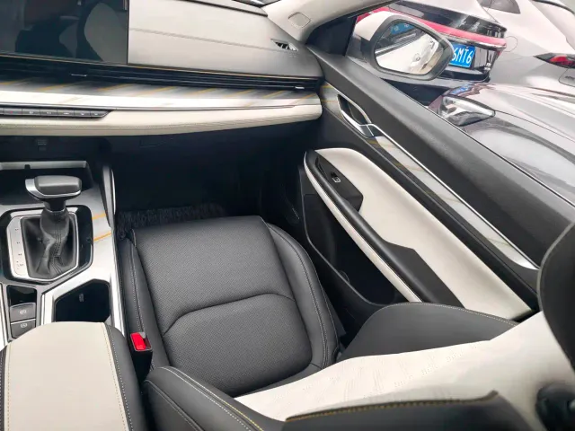 Geely Emgrand L — Фото автомобиля 11