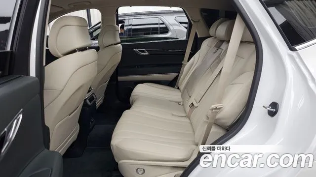 Genesis GV80 — Фото автомобиля 16