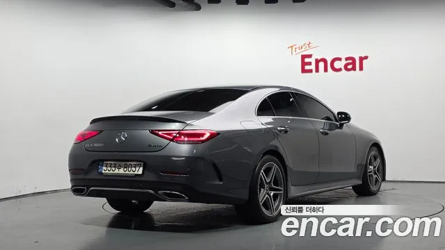 Mercedes-Benz CLS-Class — Фото автомобиля 2