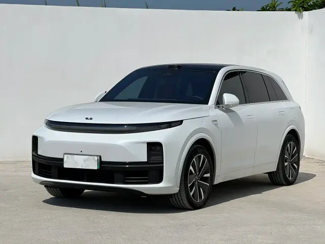 Фотография автомобиля — Li Auto L7